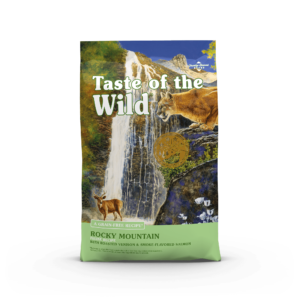 The front of a bag of Rocky Mountain Feline Recipe with Roasted Venison & Smoke-Flavored Salmon.