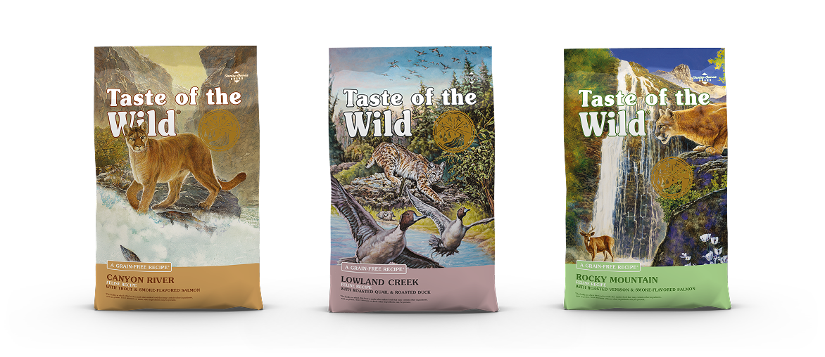 Three different bags of Taste of the Wild Prey feline recipe lined up next to each other.