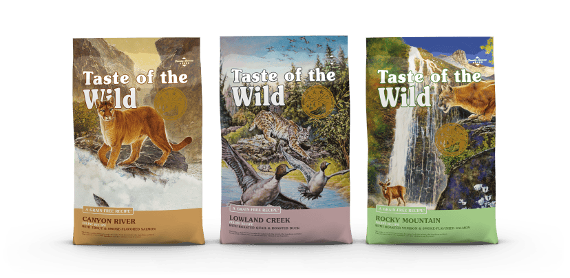 Three different bags of Taste of the Wild Prey feline recipe lined up next to each other.